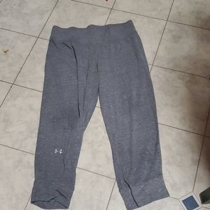 Under Armour gray Capri sweatpants size S